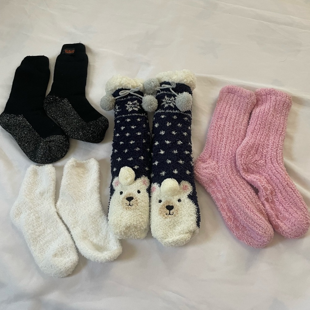 Women's Cozy Animal/Knit Warm‎ Socks Set, Brands like 35 Below Thermal, etc. OS.